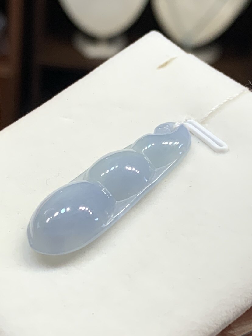 天然A货翡翠玉豆子吊坠 满紫色荷兰豆玉坠 紫罗兰大富贵豆女挂坠