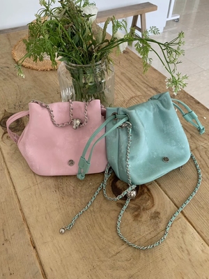 韩国东大门代购女包leonie链条