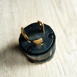 国产XD优质美规三脚插头NEMA L6-30P引挂式防松旋转自锁30A250V3P