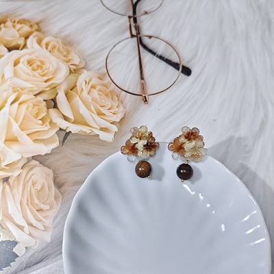 美拉德色系花朵无耳洞蚊香耳夹