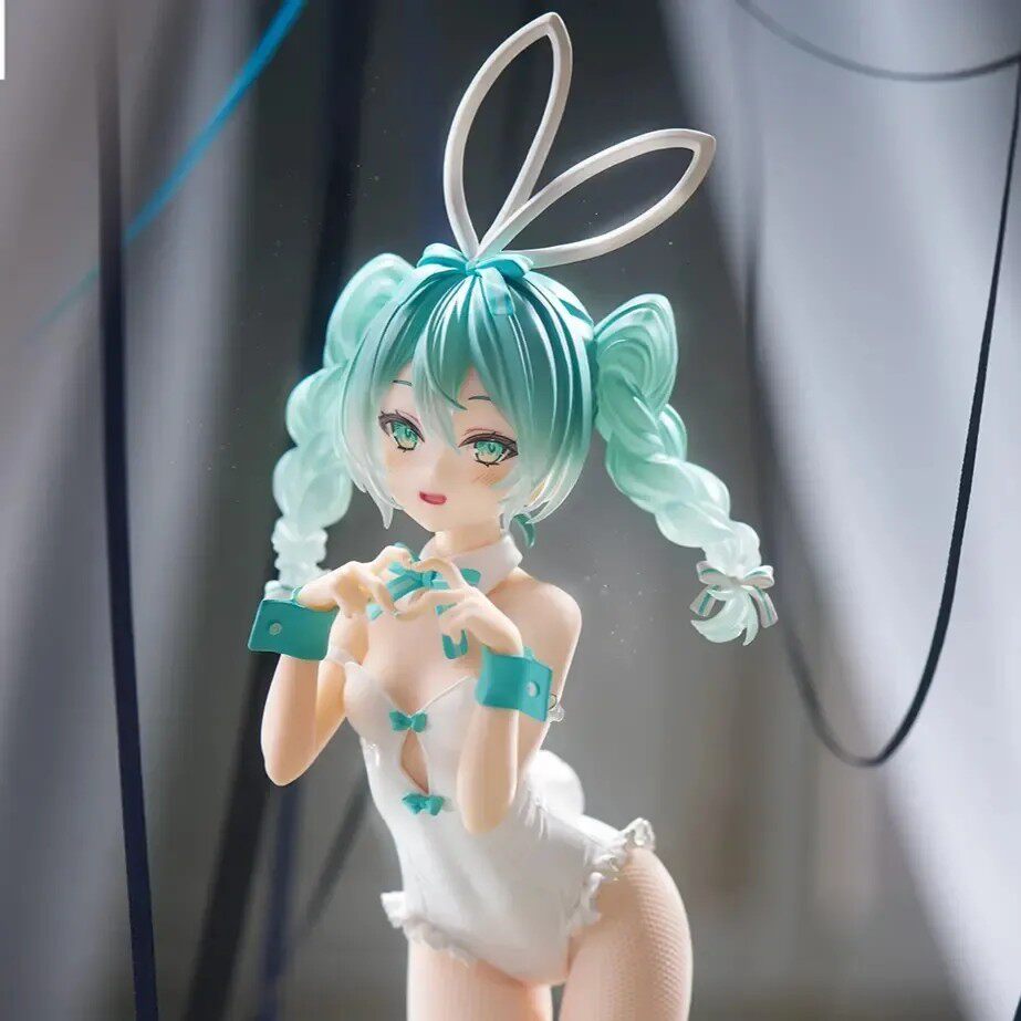 包邮正版现货FURYUBiCute Bunnies初音未来兔女郎白丝景品手办