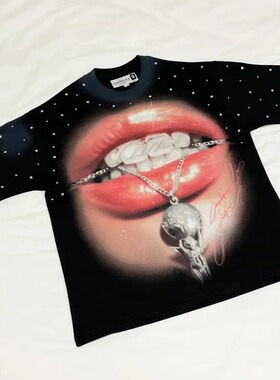 Fashionable casual lip pattern printed T-shirt