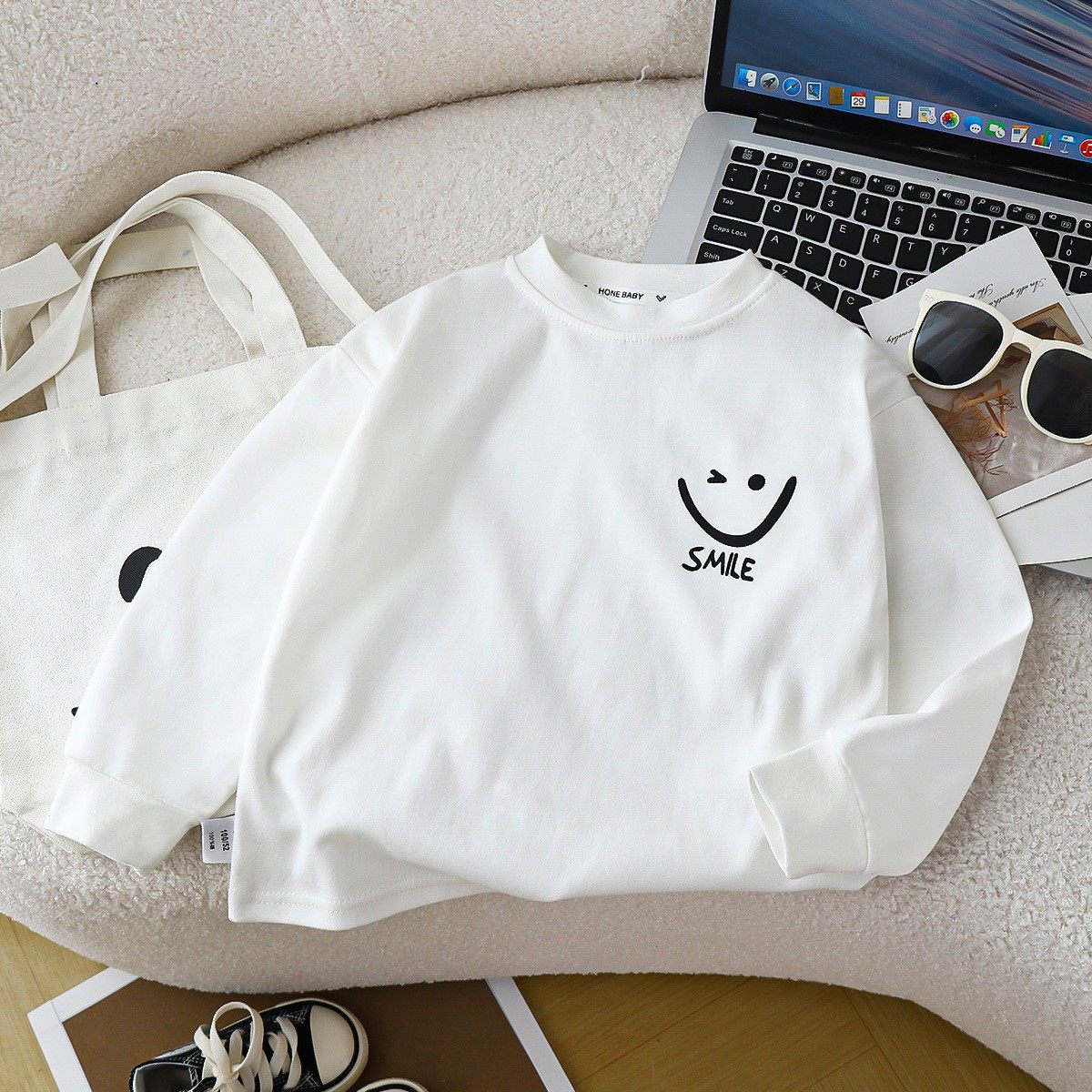 春秋款潮棉质长袖字母打底衫男童女童高品质上衣贴布刺绣纯色打底,童装/婴儿装/亲子装,T恤,淘宝优惠券,粉丝福利购,淘宝优惠卷