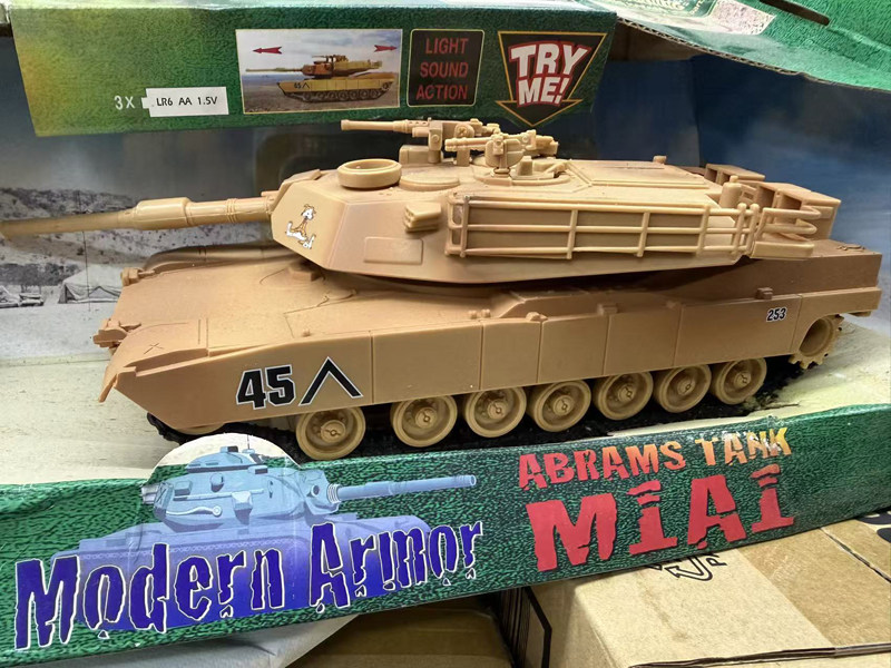 Newray宝柏玩具1/32坦克玩具 军事场景摆件