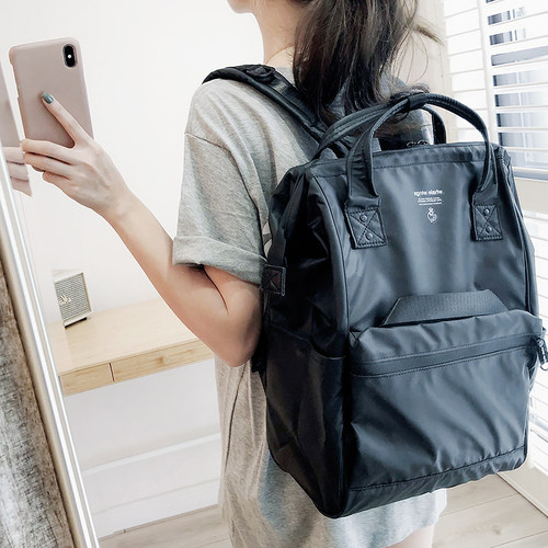 极简风通勤超结实大容量防水背包