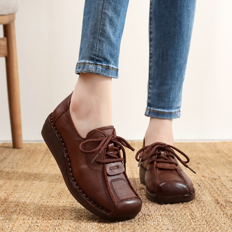 真皮软底妈妈鞋秋冬季新款防滑舒适中老年皮鞋女厚底单鞋坡跟女鞋