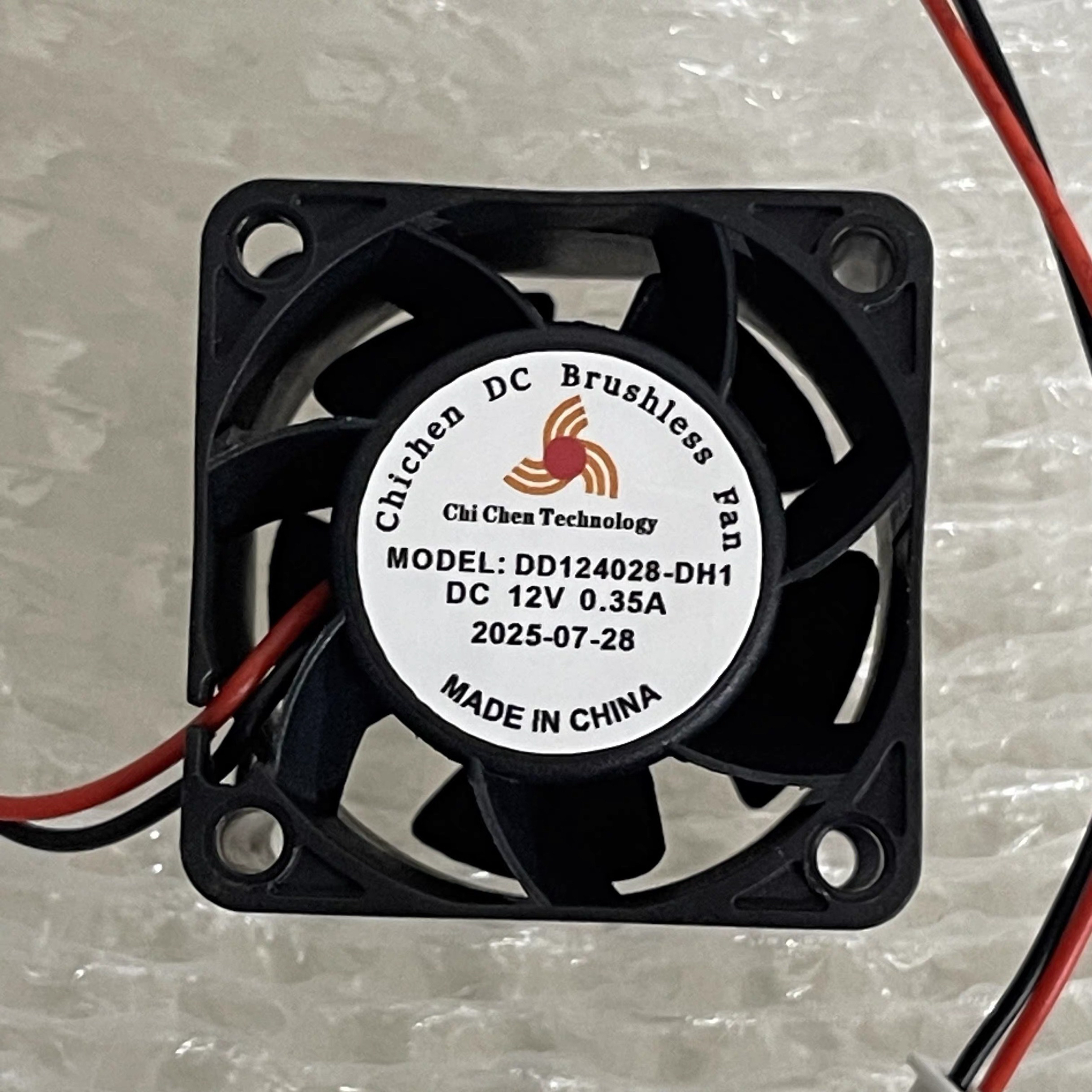 Chi Chen Tech全新DC 12V 0.35A配件翻转器DD124028-DH1散热风扇