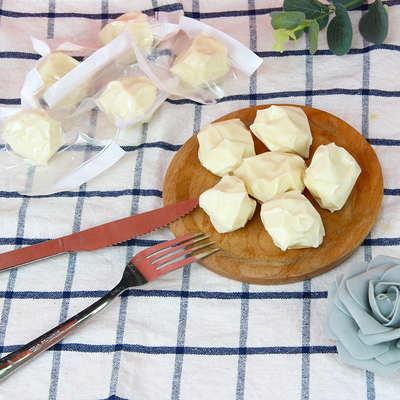 牧民人家新疆奶疙瘩奶酪