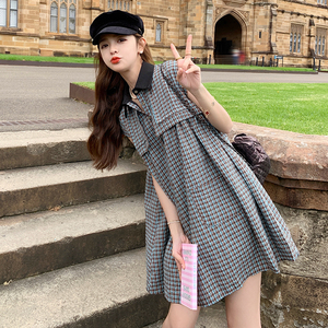 韩系俏皮减龄学院风格纹连衣裙女2025春秋季新款法式宽松显瘦短裙图片