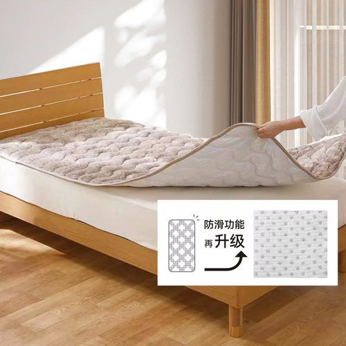 法兰绒床垫吸湿发热防滑