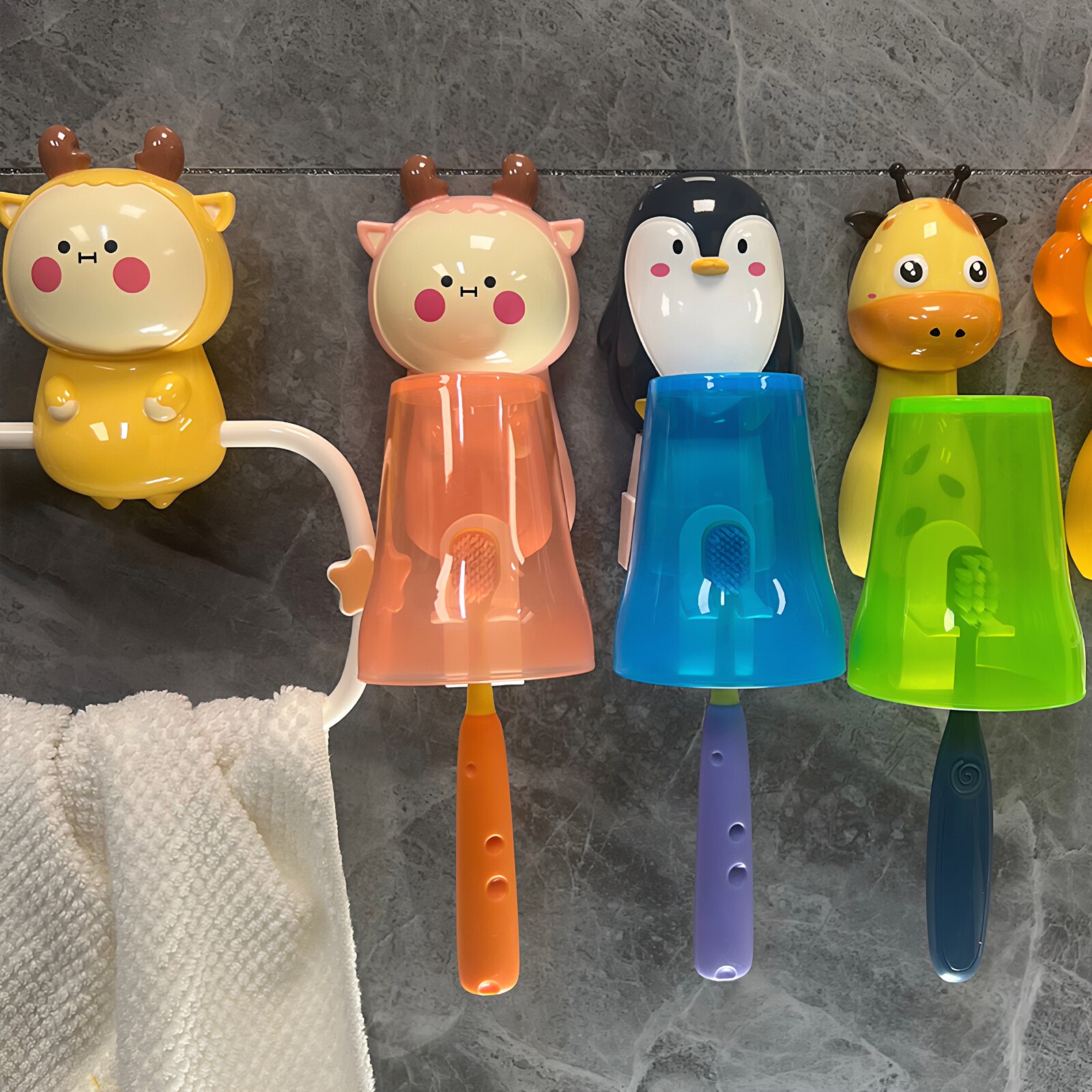 儿童牙杯卡通创意可爱防摔挂壁宝宝刷牙杯牙刷杯套装壁挂漱口杯
