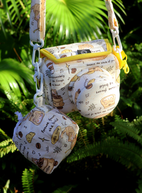 小桃适用R50v定制A7C2防震zve10R7单肩加厚XT50相机包背包XM5