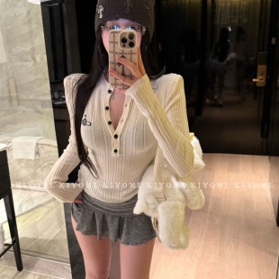 纯欲辣妹土星刺绣半开扣垫肩显瘦针织衫 韩版 打底 KIYOMI正版 现货