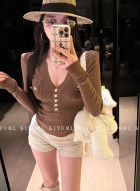 现货~KIYOMI正版韩版纯欲辣妹翻盖巴曼风银扣垫肩针织衫打底显瘦