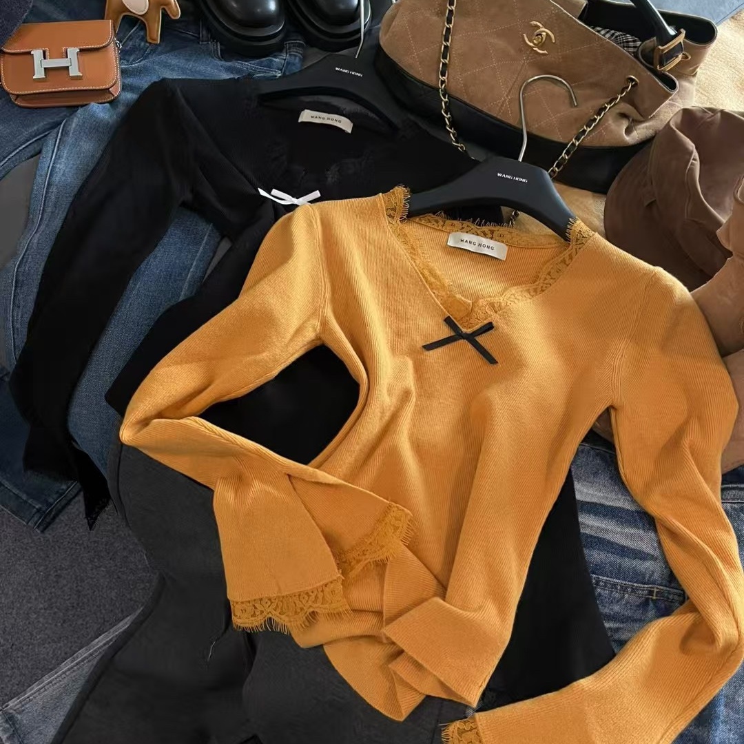 现货~韩版WANGHONG东大门甜美蕾丝花边喇叭袖V领针织衫显瘦打底