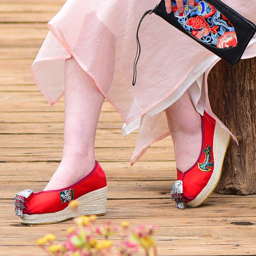 民族风女鞋春款云南古装