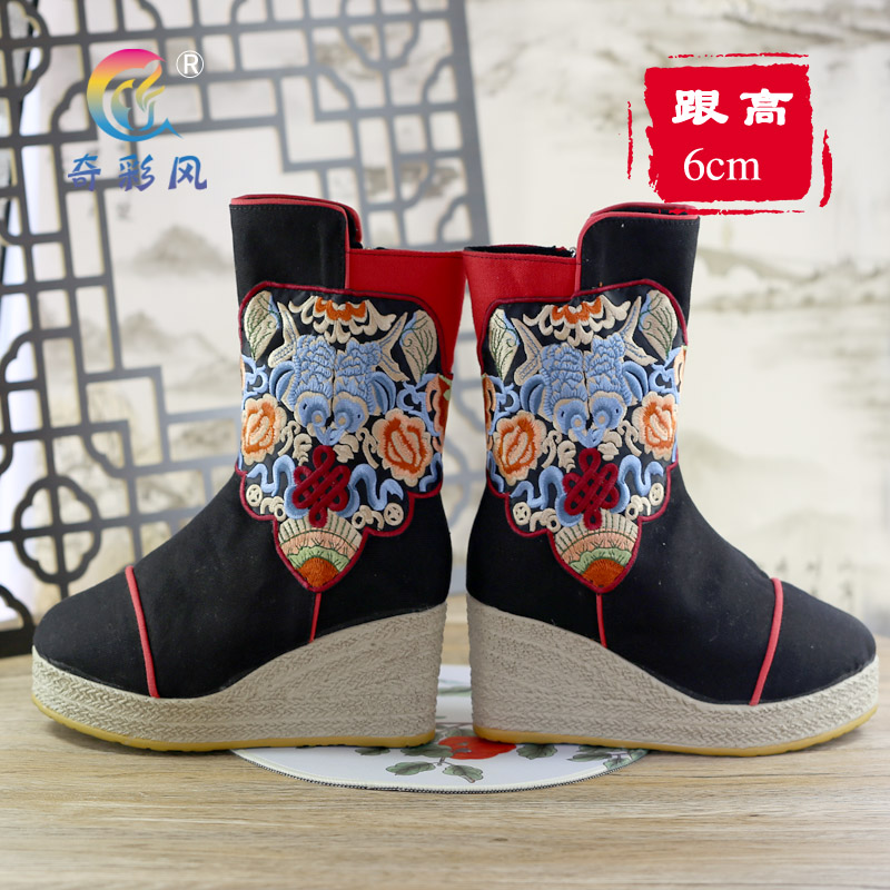 民族风6cm坡跟绣花棉靴