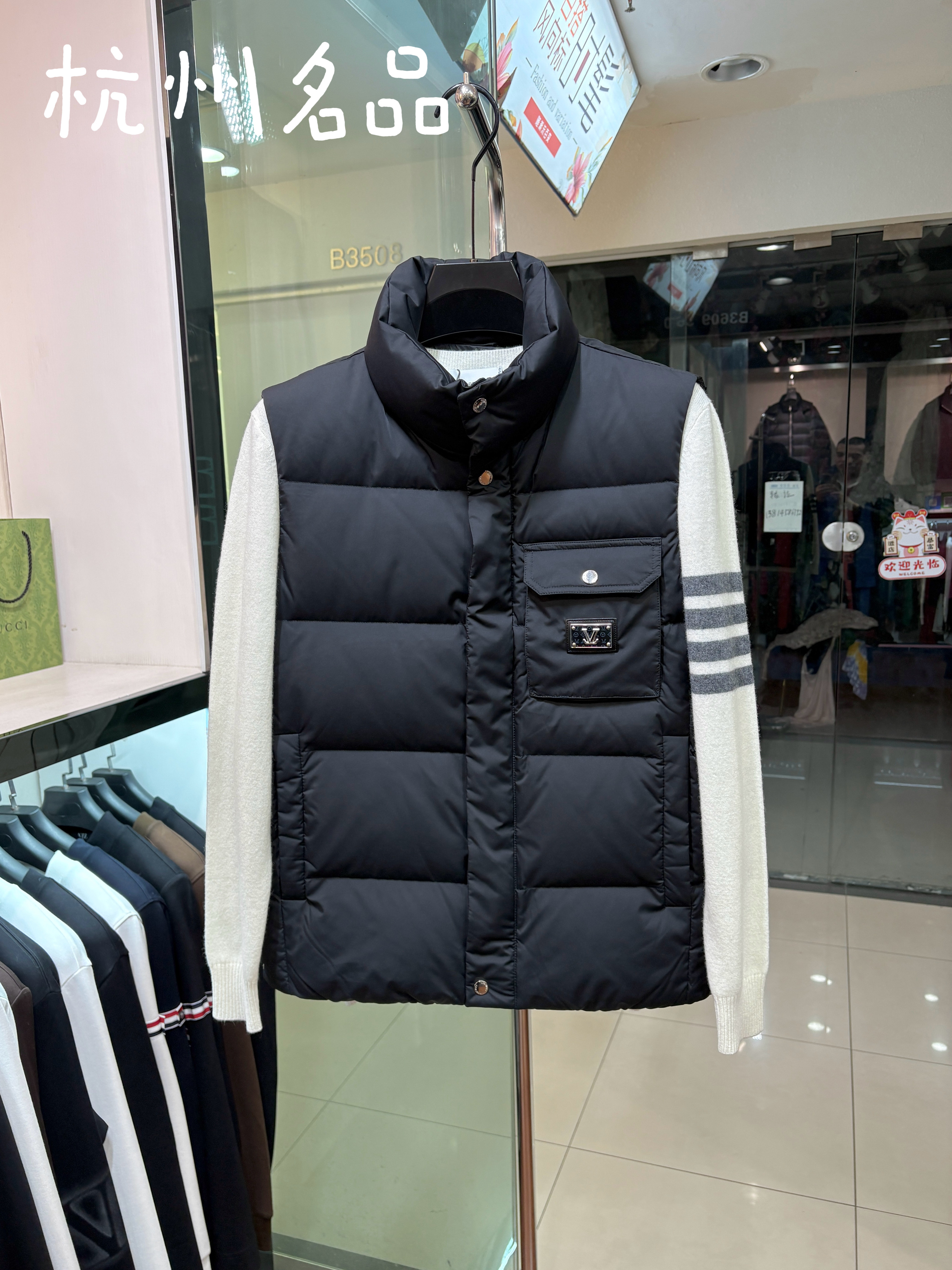 欧洲站高端口袋徽章立领羽绒马甲男士秋冬季白鸭绒背心男时尚坎肩,男装,羽绒马甲,淘宝优惠券,粉丝福利购,淘宝优惠卷