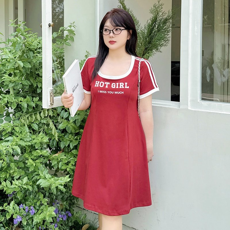 胖mm大码女装法式纯欲风连衣裙2026夏季新款200斤显瘦运动风短裙图片