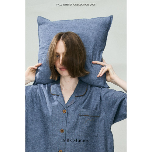 MRS Studios MRS HOME 温暖亲肤 磨毛全棉 居家慵懒睡衣套装+抱枕