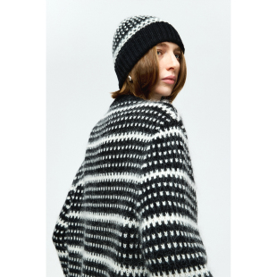 松弛感复古黑白大毛衣罩衫 MRS 提花阔版 羊毛马海毛 帽子 Studios