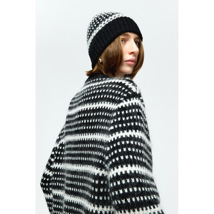 MRS Studios 羊毛马海毛 提花阔版松弛感复古黑白大毛衣罩衫/帽子