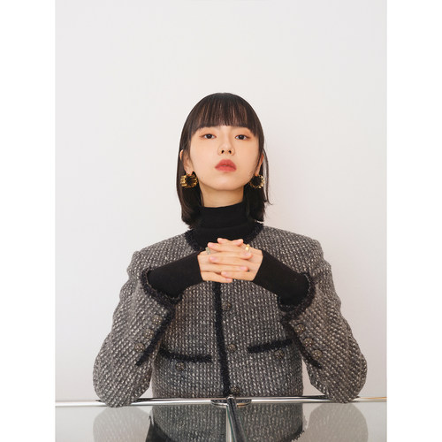 时髦ch@nel小香短外套+中裤套装