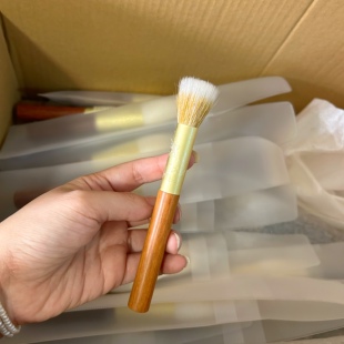 小号局部点彩腮红刷 细嫩羊毛