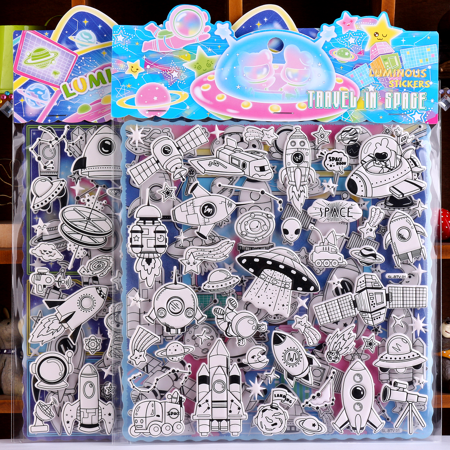 夜光贴太空宇宙星空立体卡通贴