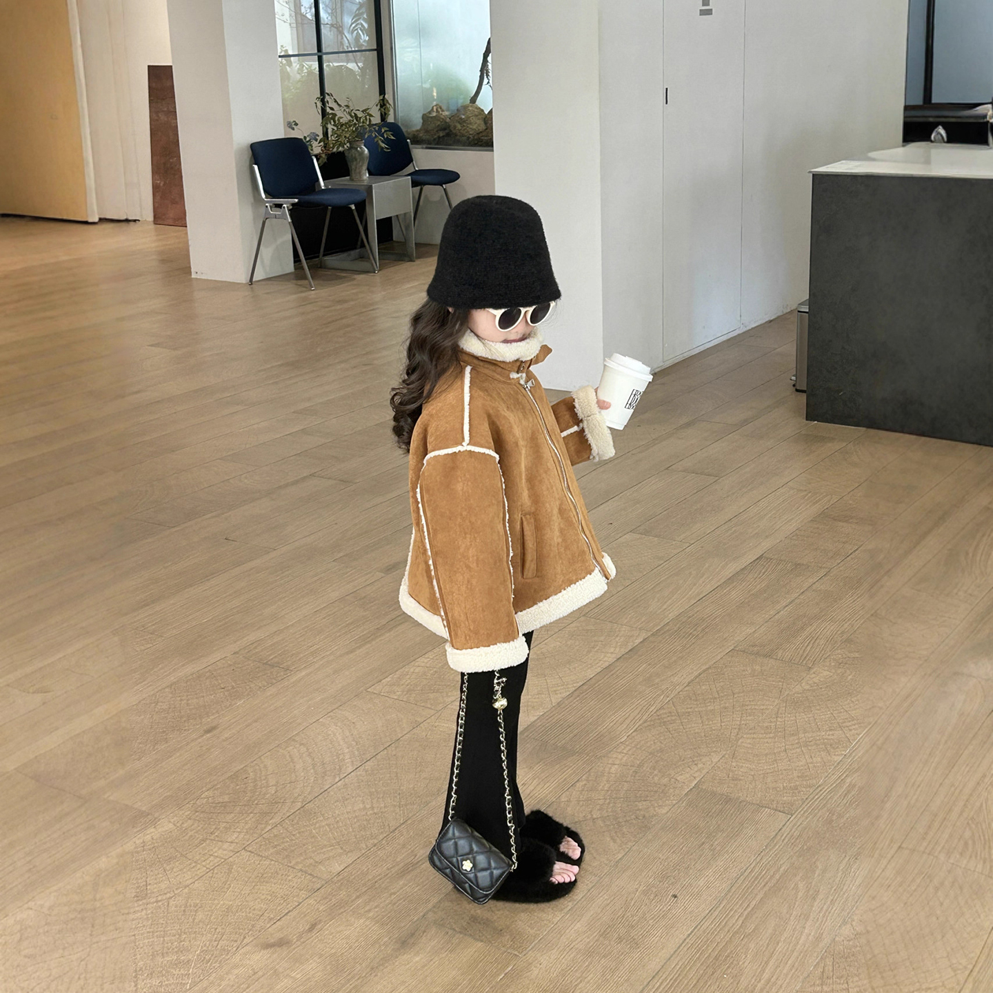 韩版童装冬装女童上衣2025冬季款