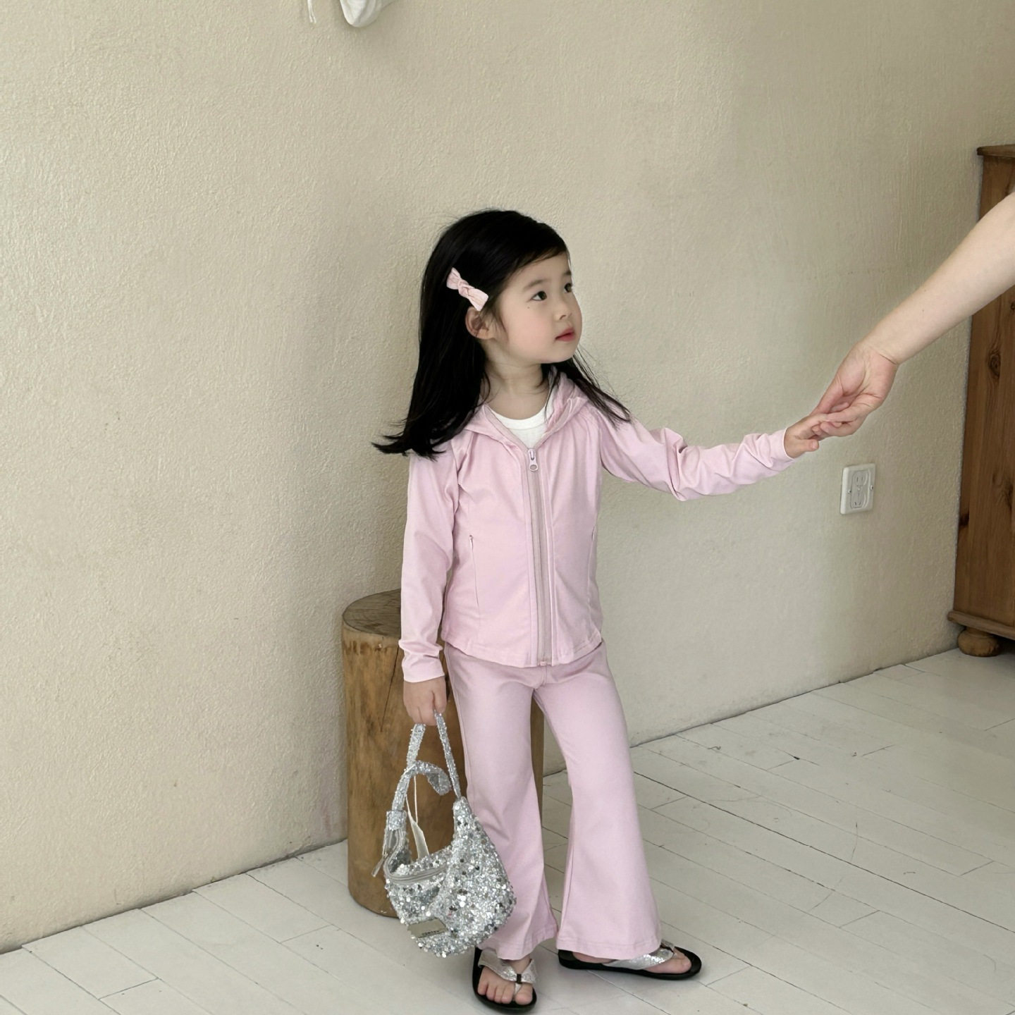 2026春季儿童新款童装韩版女童运动瑜伽服粉色帽衫开衫喇叭裤套装