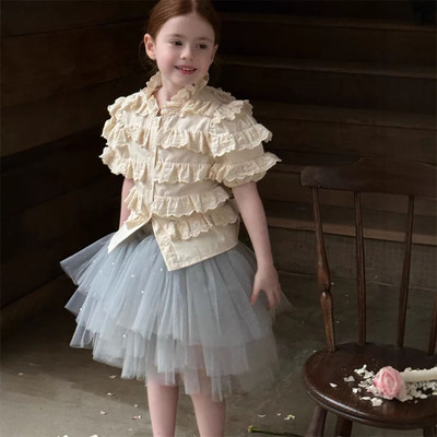 2026女童春夏荷叶边蕾丝拼接短袖衬衫女童复古可爱花边短袖上衣