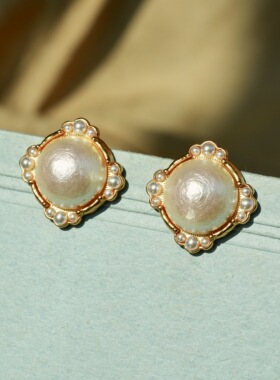 《玛蒂尔达》中古风棉花珍珠复古金圆耳饰 宫廷风气质油画感耳夹