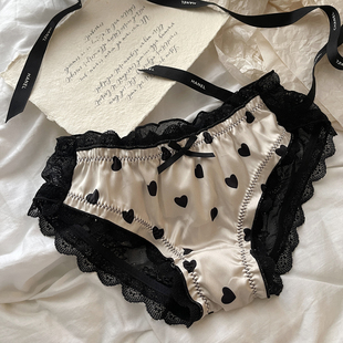 性感黑色纯欲蕾丝花边少女内裤 热恋甜心 甜美爱心绸缎柔软短裤