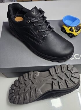 现货ecco男Rugged Track防水耐磨厚底运动商务休闲鞋 踪迹 838134