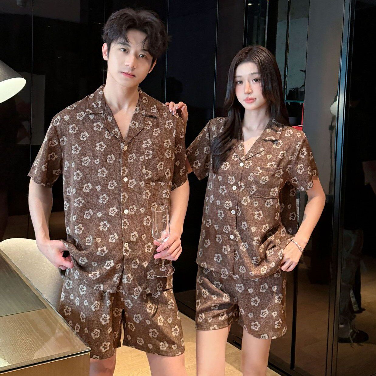 夏天睡衣短袖短裤冰丝凉感透气情侣款印花翻领夏季男女舒适家居服