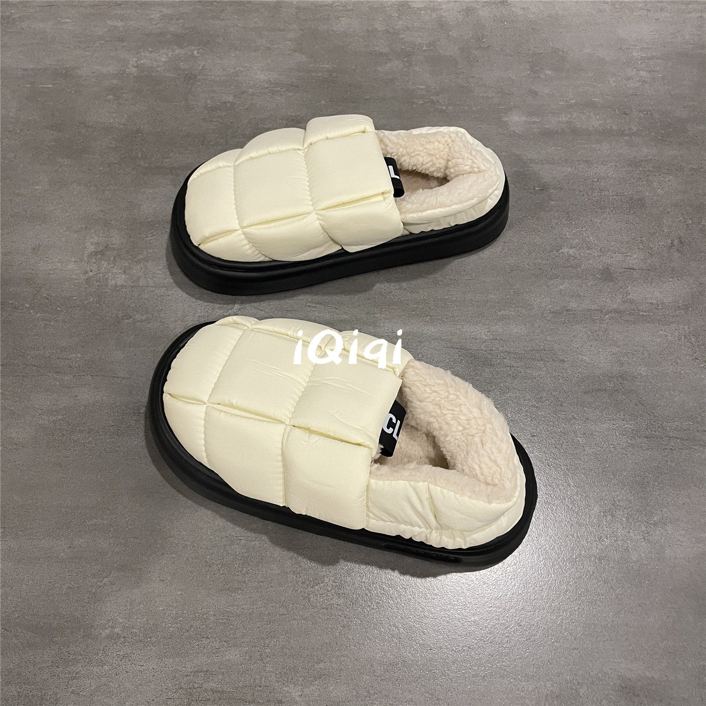 七七主人家 白色格子泡芙包跟棉拖鞋女2025冬季新款加绒外穿棉鞋