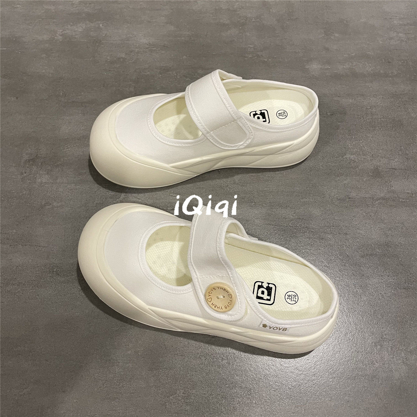 一脚蹬半拖外穿帆布鞋女