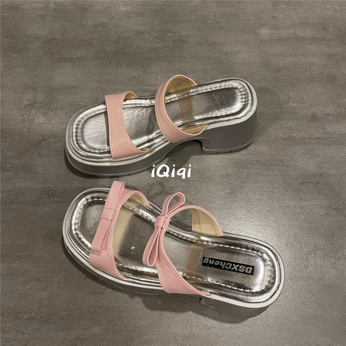 七七主人家 银色爆款法式温柔风凉鞋女2024夏季粗跟配裙子鞋子女