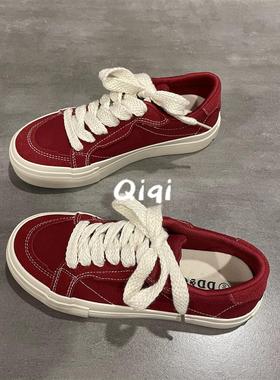 七七主人家 大红色帆布鞋女2026春季新款鞋子女透气半拖小众板鞋