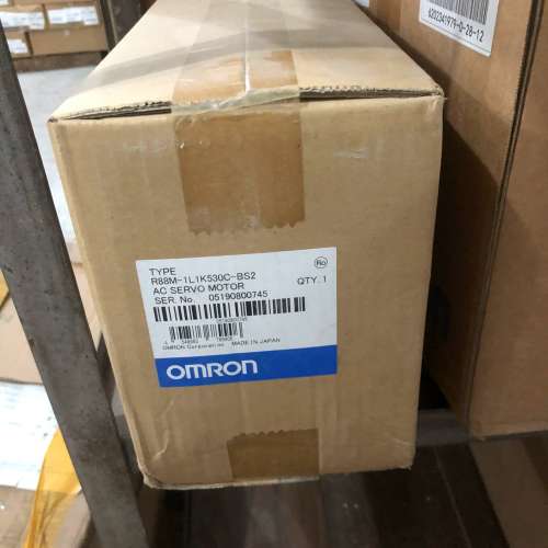 伺服马达 R88M-1L1K530C-BS2 1台议价