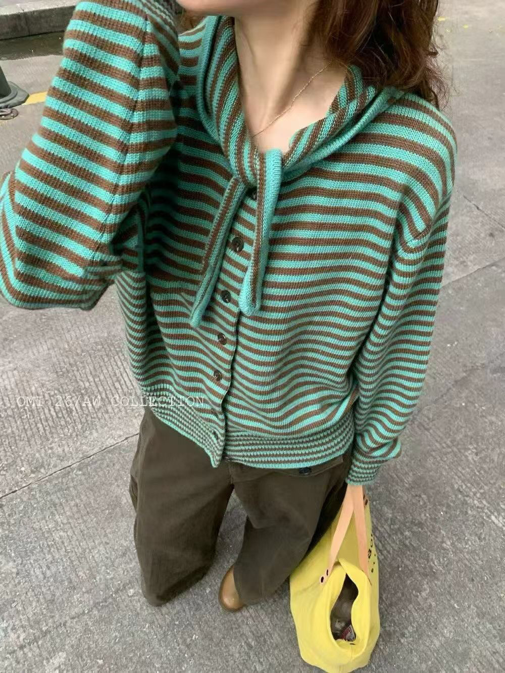 复古条纹系带连帽绿色毛衣开衫女