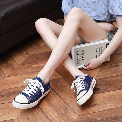 学院风帆布鞋男女同款情侣鞋