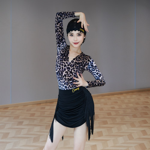 CONNY拉丁舞服套装女成人舞蹈练功服包臀半身裙子流苏V领长袖上衣