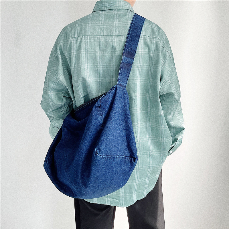 牛仔大容量运动健身帆布购物包