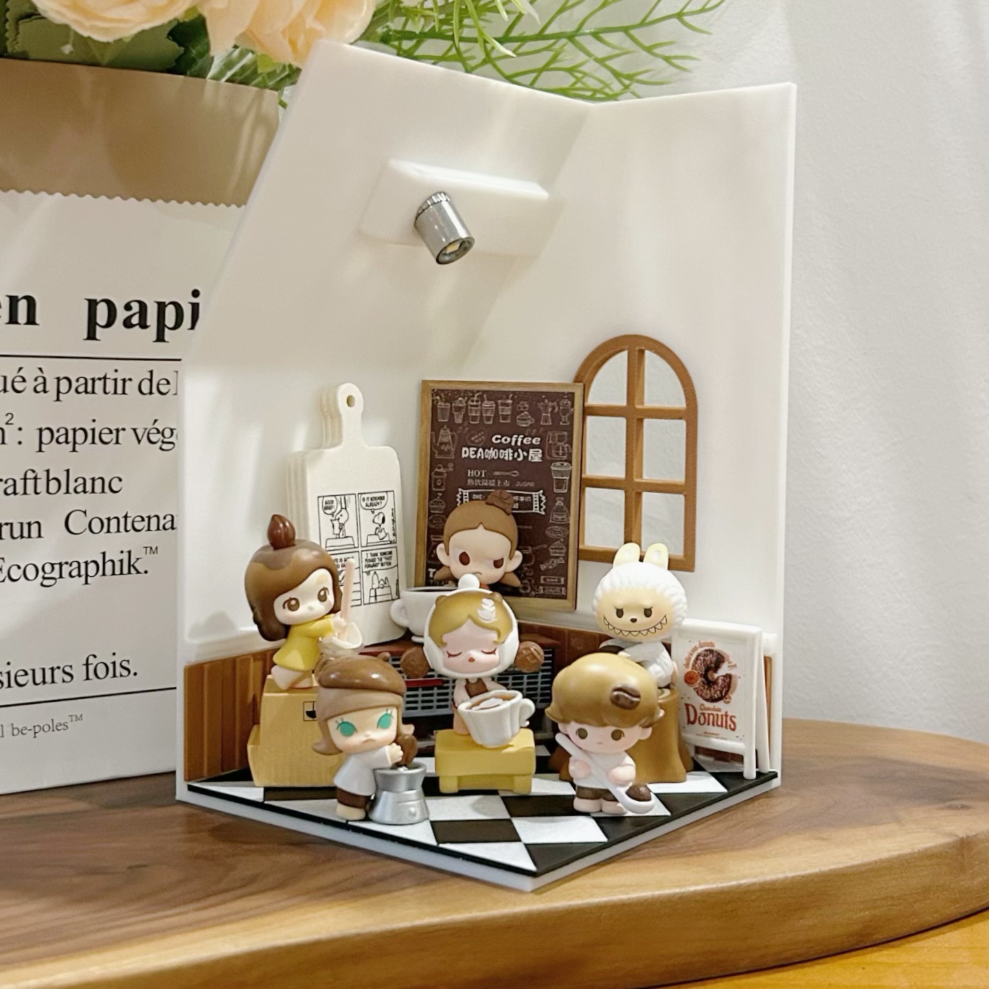 开灯场景手办欧式娃娃屋diy收纳盒展示柜微缩食玩3D打印ins置物架