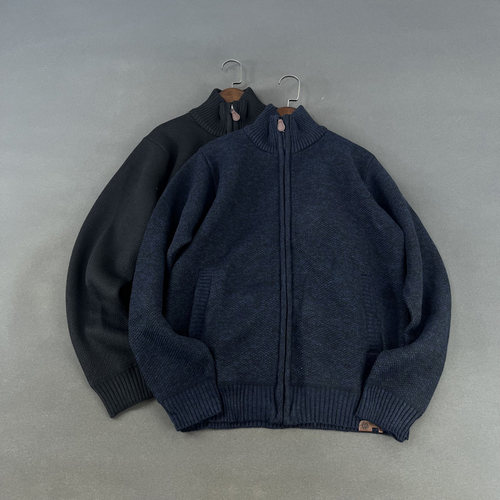 加绒加厚半高领针织衫毛衣外套男