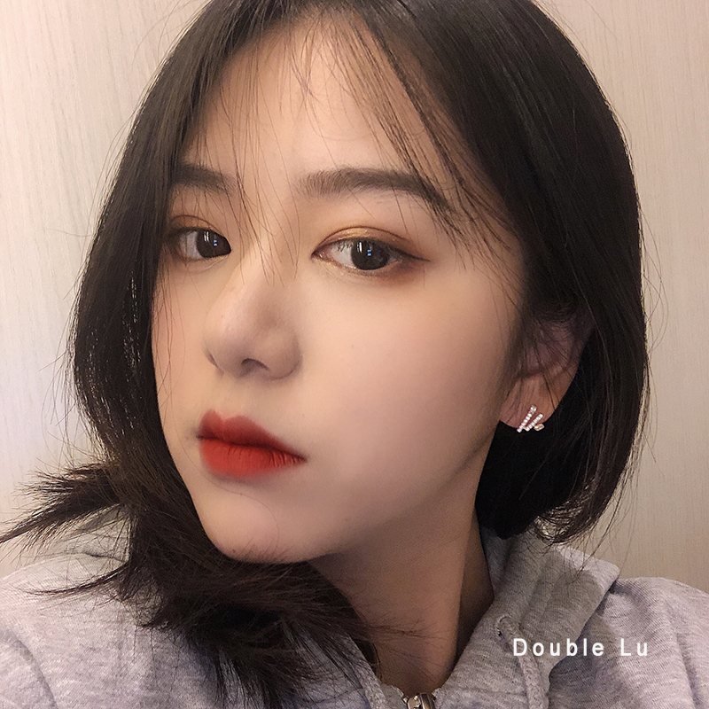 三排钻通体纯银镶锆温柔风耳钉