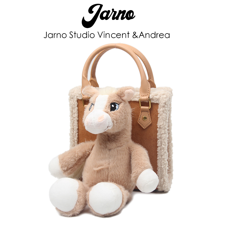 2025秋冬季新款可爱玩偶马年小马