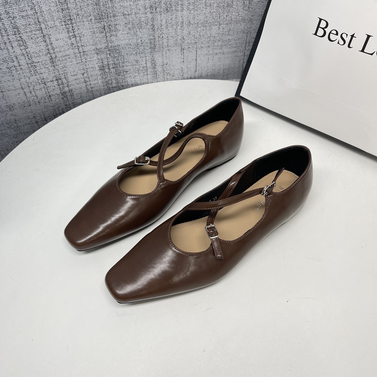 2cm内增高交叉带单鞋女